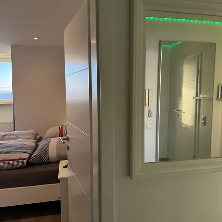 아파트 Sky View 부숨